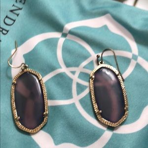 Kendra Scott Elle earrings